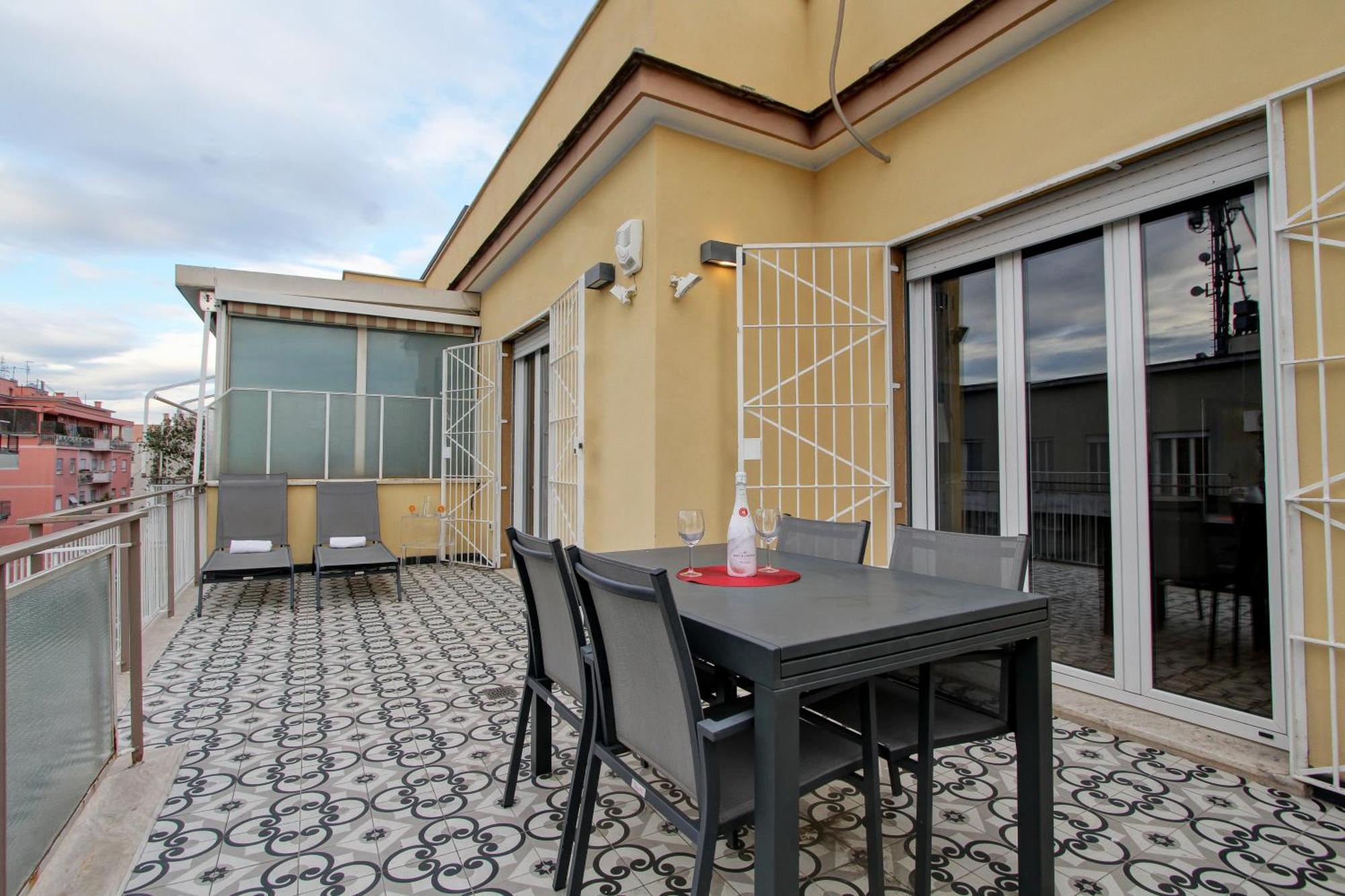 Design Monteverde Flat Rome Exterior photo